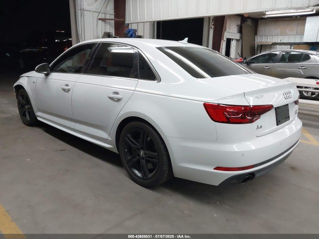2017 AUDI A4 WAUENAF4XHN055655 Photo 2