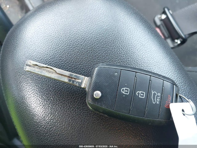 KIA dohc gdi gamma 2014 KNDJN2A22E7068607 Image 11