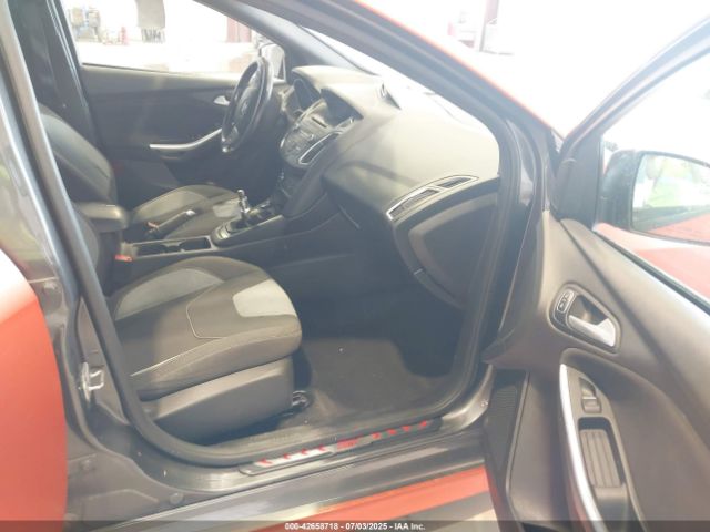 2017 FORD FOCUS ST 1FADP3L90HL211207 Photo 4