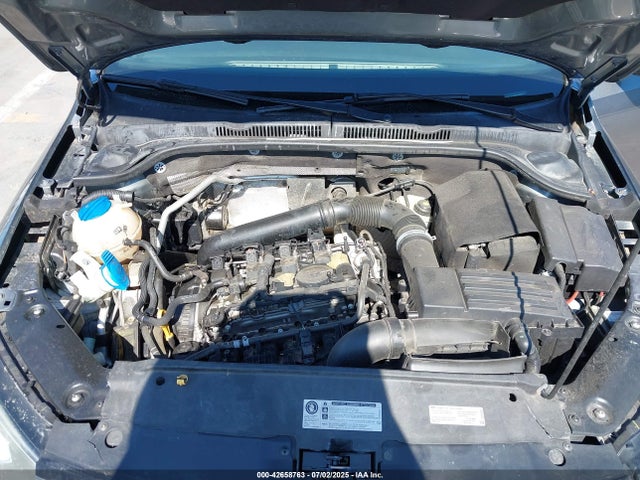 3VWD17AJ9GM386534 Volkswagen 1.8t