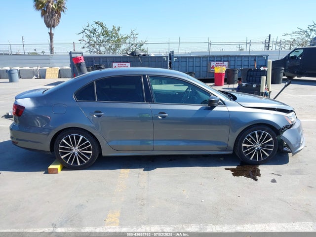 3VWD17AJ9GM386534 Volkswagen 1.8t