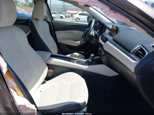 JM1GJ1W53G1417394 Mazda py