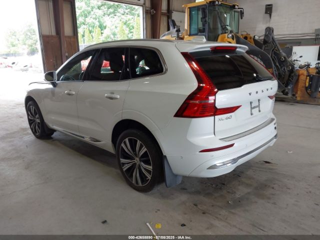2023 VOLVO XC60 YV4062RA1P1273892 Photo 2