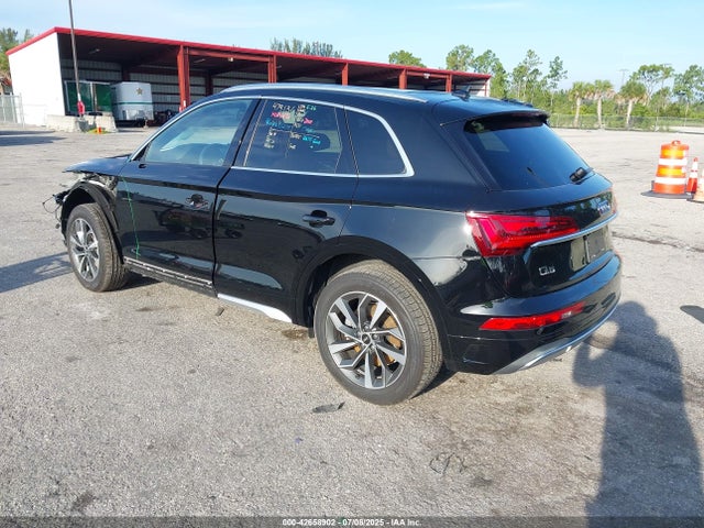 2021 AUDI Q5 WA1BAAFY6M2094608 Photo 2
