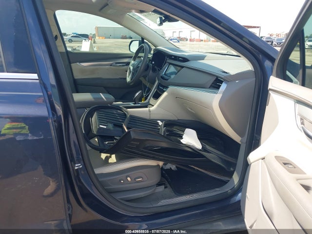 1GYKNCRS7JZ120708 Cadillac lgx - direct injection, variable valve timing, alum, gen 2