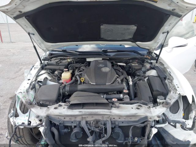 2017 LEXUS RC 200T JTHHA5BC4H5006501 Photo 9