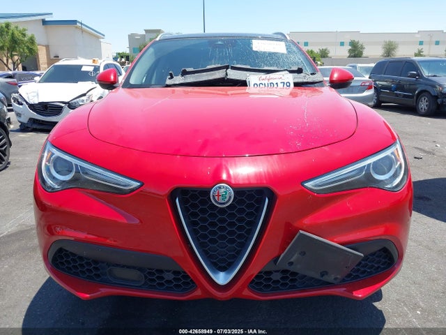 Alfa Romeo 2018 2018 ZASFAKAN3J7B97503 Image 12