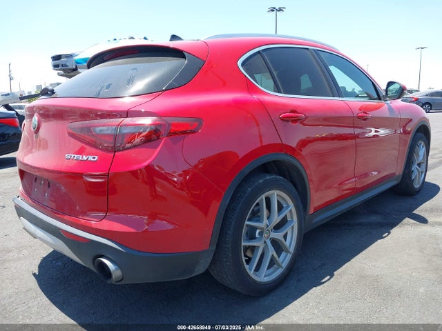 Alfa Romeo 2018 2018 ZASFAKAN3J7B97503 Image 4