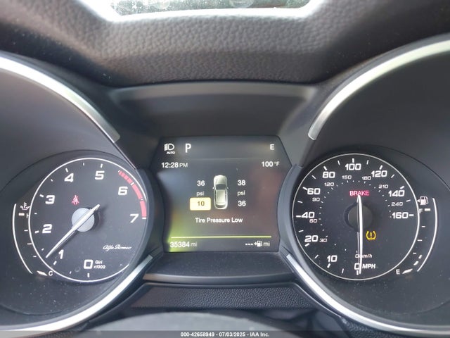 Alfa Romeo 2018 2018 ZASFAKAN3J7B97503 Image 7