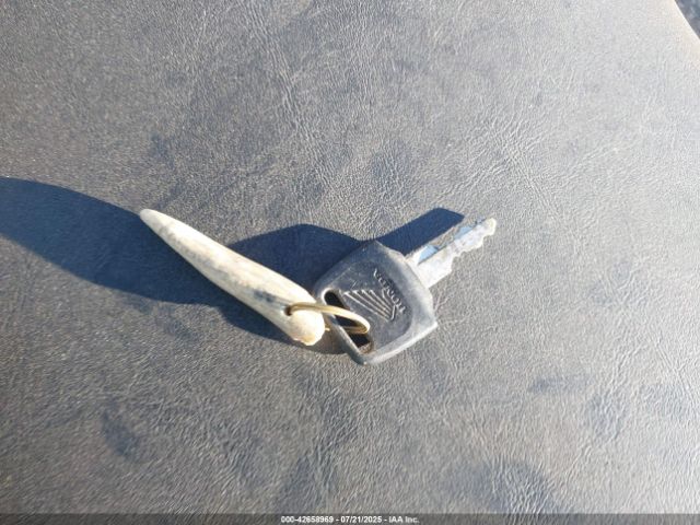 2008 HONDA VT750 JH2RC50498M401766 Photo 10