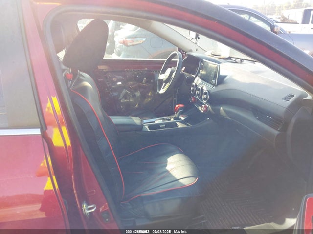 3N1AB8CV0NY304143 Nissan Sentra