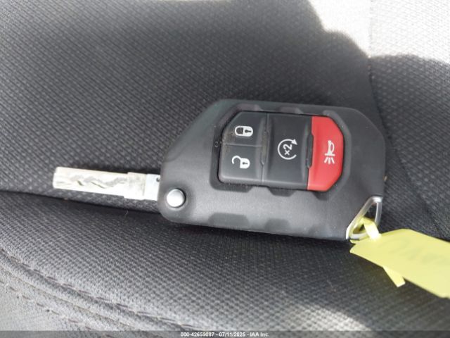 2023 JEEP WRANGLER 1C4HJXAG1PW692362 Photo 10