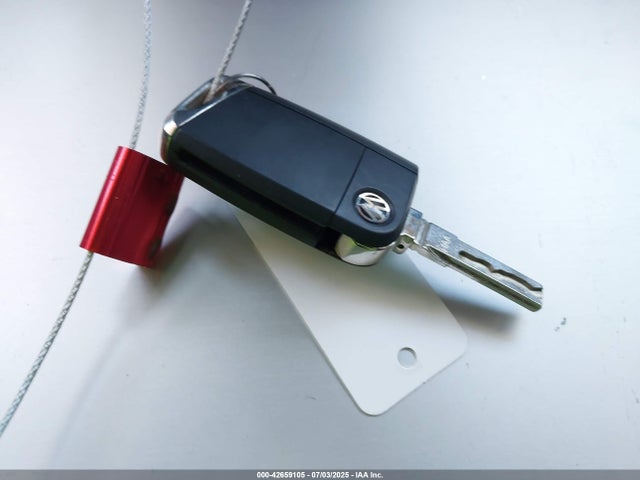 WVWPP7AU7FW910707 Volkswagen 2015