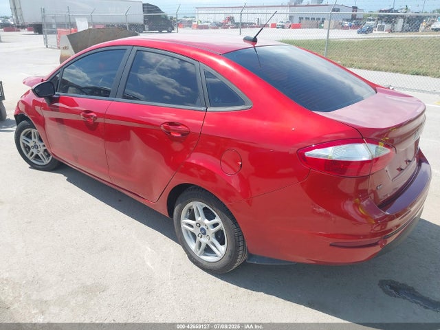 Ford 2019 2019 3FADP4BJ2KM151938 Image 3