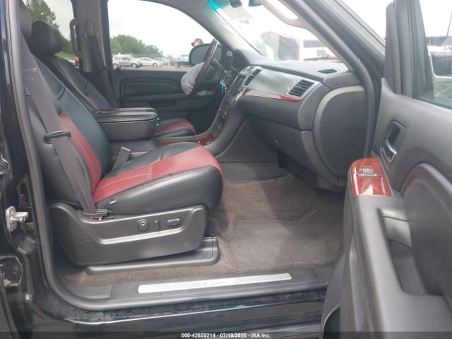 2011 CADILLAC ESCALADE EXT 3GYT4NEF5BG230184 Photo 4