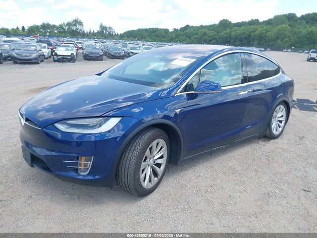 2018 TESLA MODEL X 5YJXCAE21JF127039 Photo 1