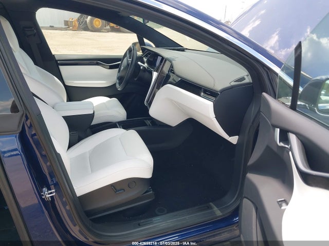 2018 TESLA MODEL X 5YJXCAE21JF127039 Photo 4