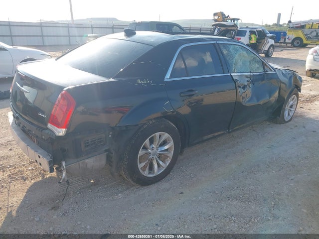 2C3CCAAG4FH894034 Chrysler 300