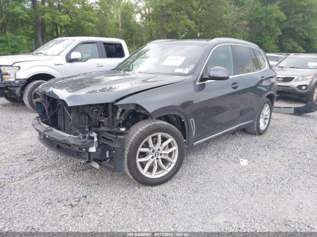 2020 BMW X5 5UXCR6C0XL9D63537 Photo 1