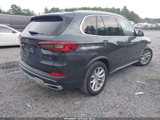 2020 BMW X5 5UXCR6C0XL9D63537 Photo 3