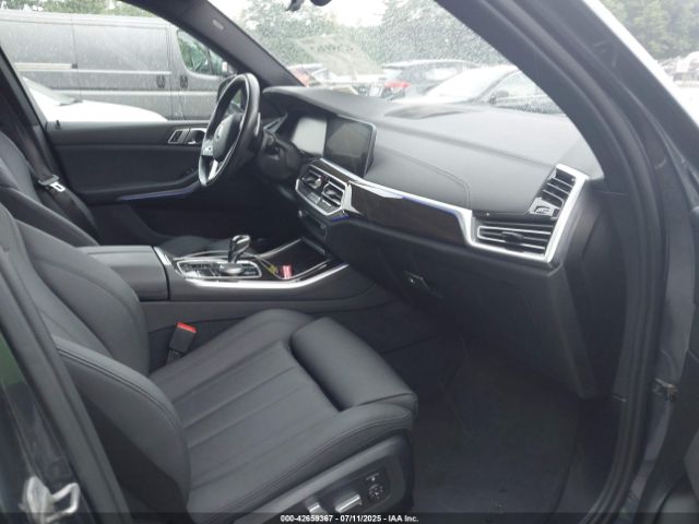2020 BMW X5 5UXCR6C0XL9D63537 Photo 4
