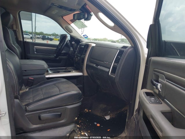 3C6UR5JL9JG161562 RAM 2500