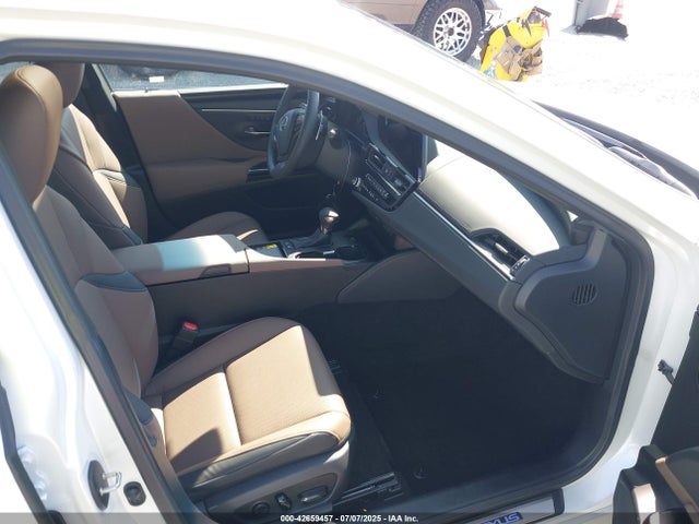 Lexus a25a-fxs 2025 58ADA1C14SU065278 Image 5
