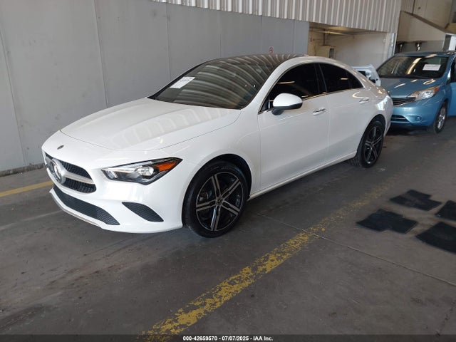 W1K5J4HB6NN301226 Mercedes-Benz m260