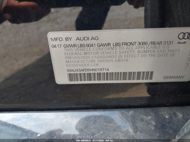 2017 AUDI A8 L WAU43AFD5HN019714 Photo 8