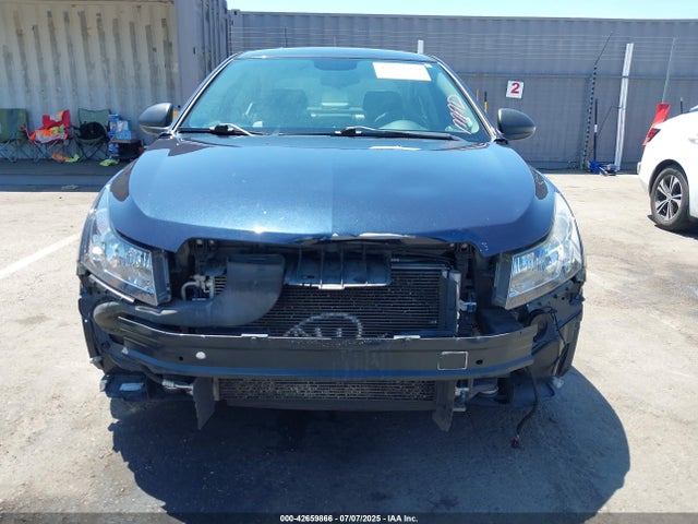 1G1PA5SG6F7264044 Chevrolet lwe