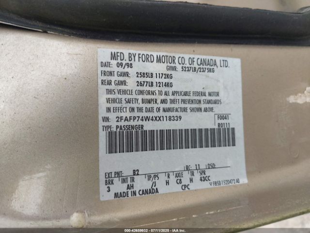 1999 FORD CROWN VICTORIA 2FAFP74W4XX118339 Photo 8