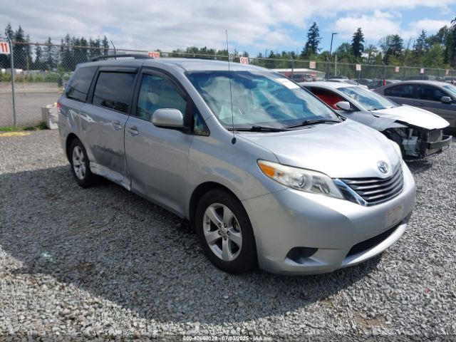 2011 TOYOTA SIENNA 5TDKK3DC3BS013432