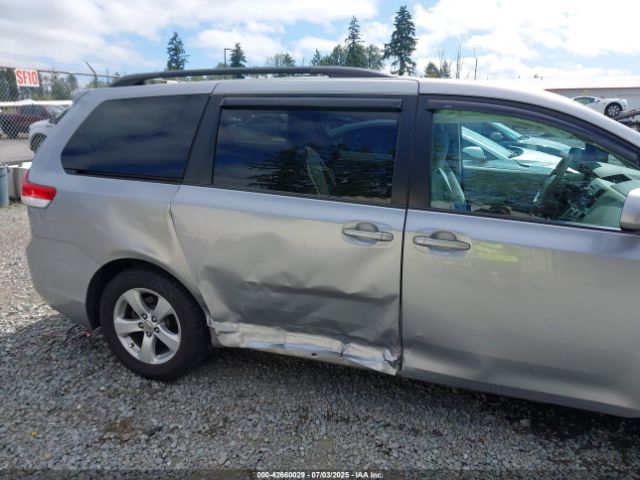 2011 TOYOTA SIENNA 5TDKK3DC3BS013432 Photo 5