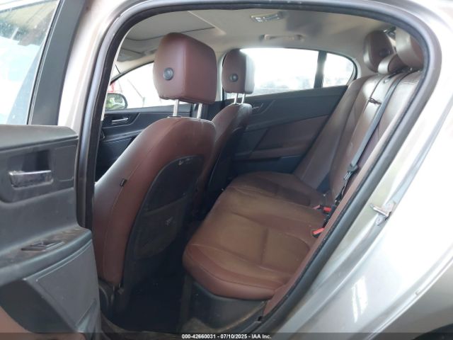 2018 JAGUAR XE SAJAN4GX3JCP36853 Photo 7