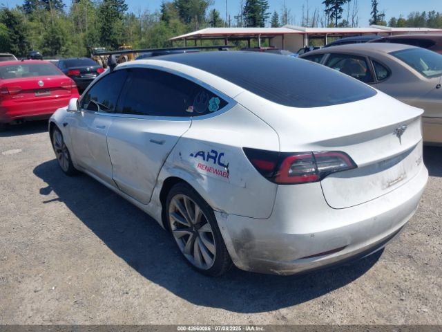 2018 TESLA MODEL 3 5YJ3E1EB6JF098114 Photo 2