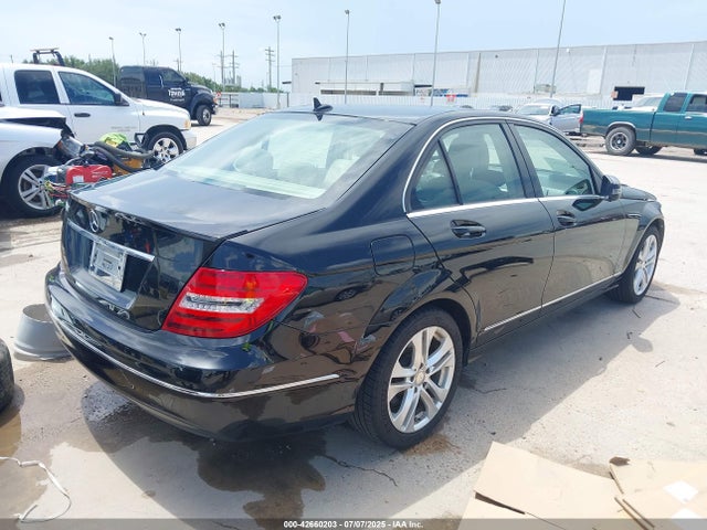 WDDGF4HBXEA965658 Mercedes-Benz C-Class