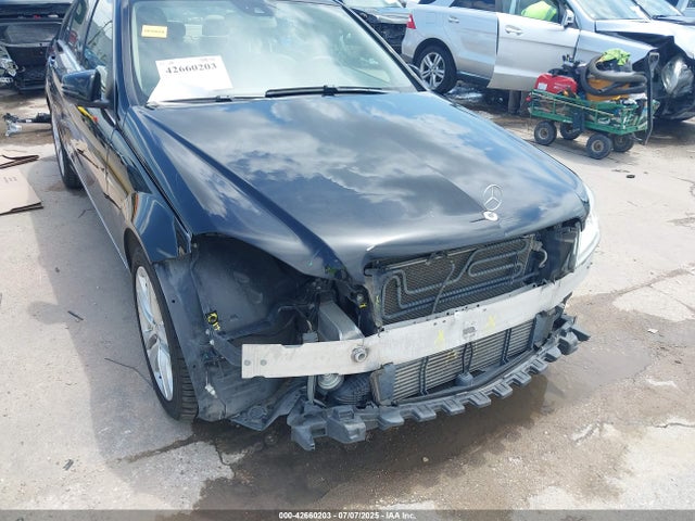 WDDGF4HBXEA965658 Mercedes-Benz C-Class