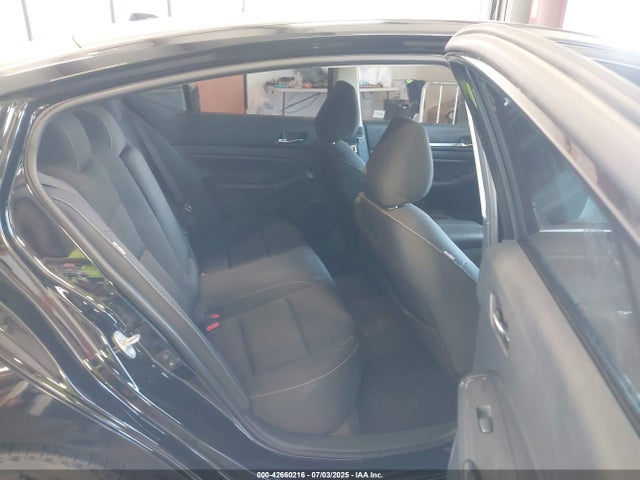 Nissan 2022 2022 1N4BL4DV8NN378550 Image 8