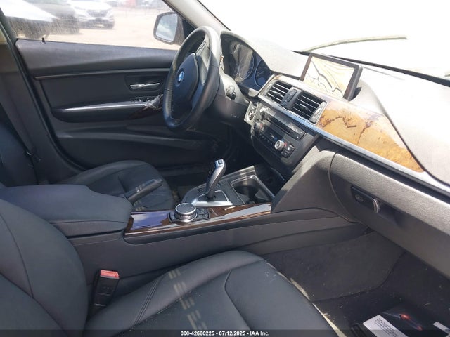 BMW 2015 2015 WBA3B1G56FNT64057 Image 5
