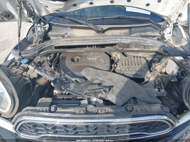 2019 MINI COUNTRYMAN WMZYT5C51K3G92661 Photo 9