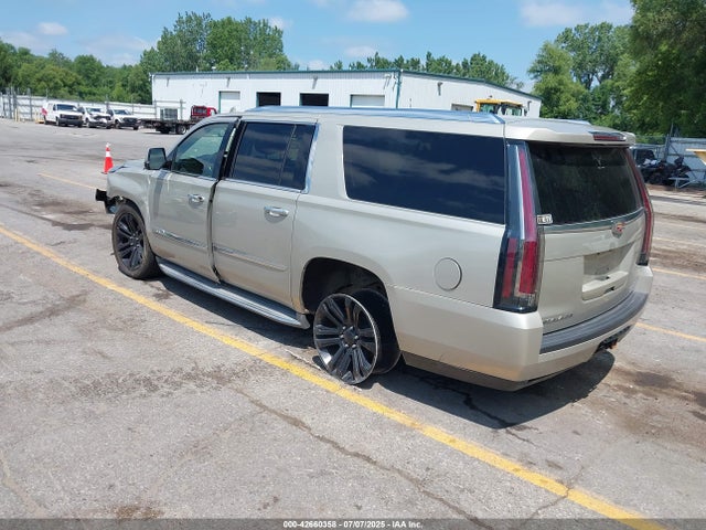2015 CADILLAC ESCALADE ESV 1GYS4SKJ5FR555409 Photo 2
