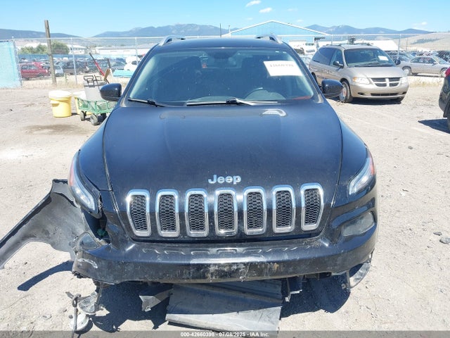 1C4PJMCX5JD529191 Jeep Cherokee