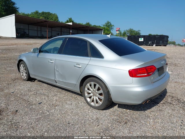 2011 AUDI A4 WAUFFAFL6BN049982 Photo 2