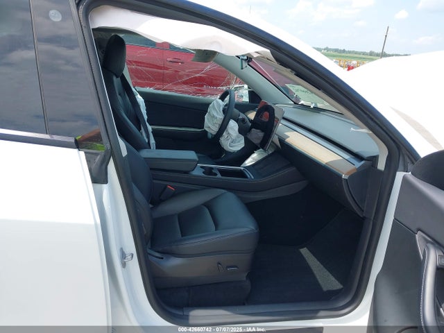 2021 TESLA MODEL Y 5YJYGAEE5MF297380 Photo 4