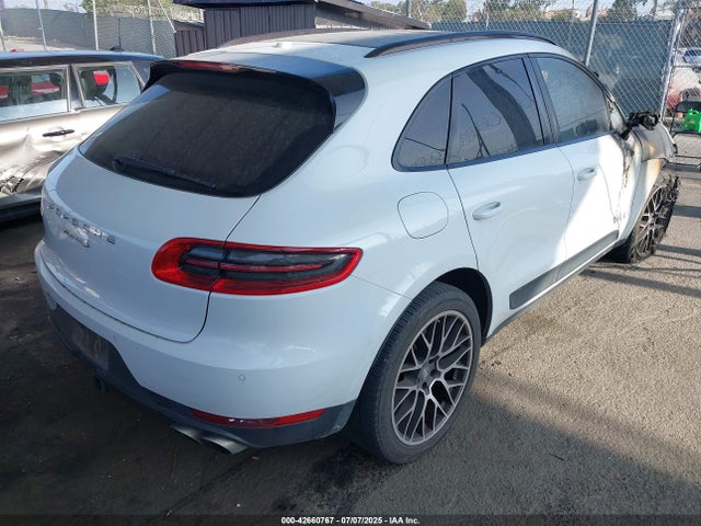 Porsche Macan 2017 WP1AB2A55HLB15500 Image 4