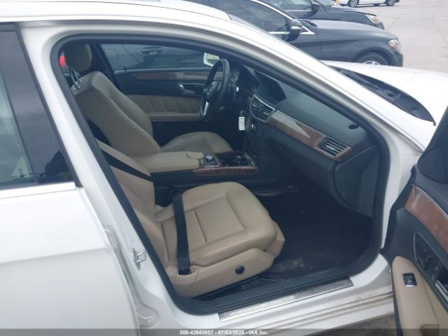2013 MERCEDES-BENZ E 350 WDDHF8JB0DA685994 Photo 4