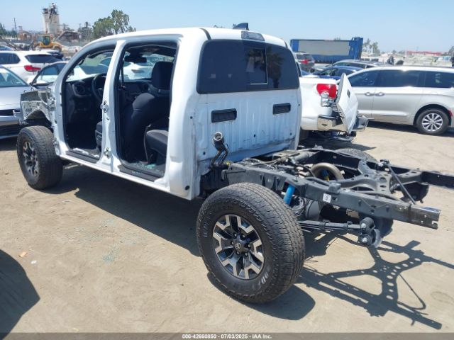 2022 TOYOTA TACOMA 3TMAZ5CN0NM175786 Photo 2