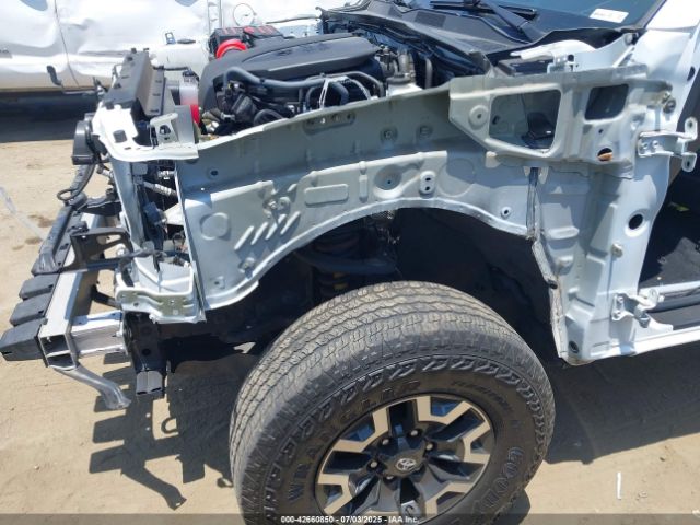 2022 TOYOTA TACOMA 3TMAZ5CN0NM175786 Photo 5