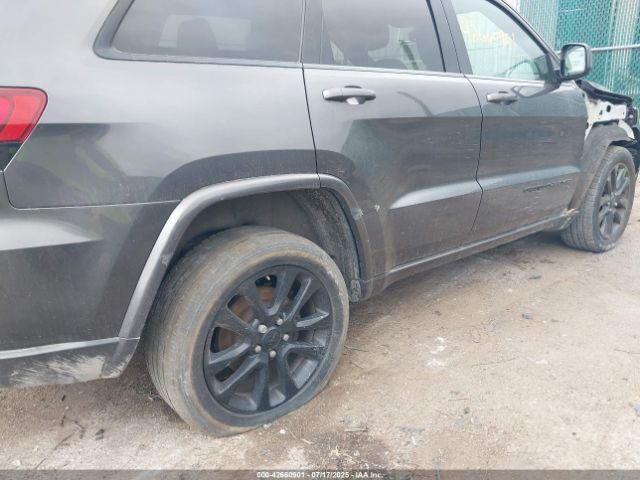 2018 JEEP GRAND CHEROKEE 1C4RJFAGXJC190814 Photo 5