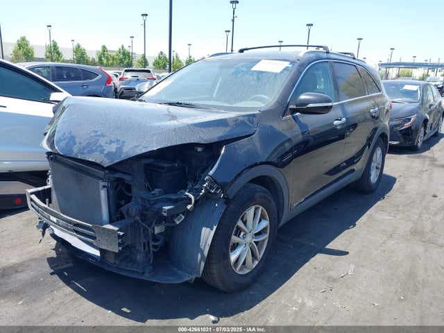 5XYPGDA52HG233427 KIA 2017